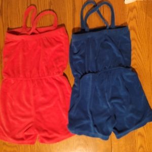 2 Hanna Andersson rompers size 4